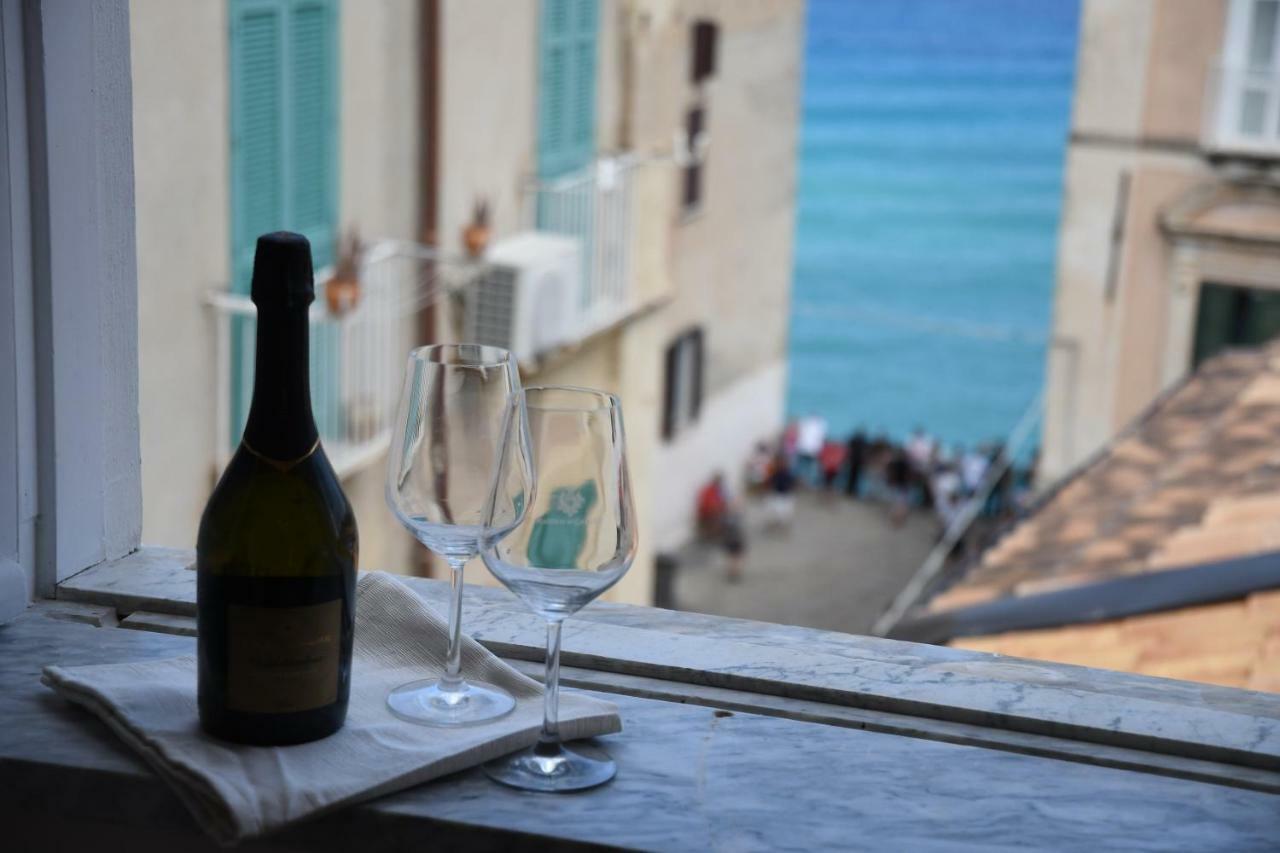 The Tower Couette-café Tropea